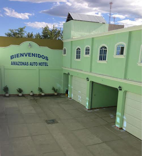 A closed garage door means a room is "Occupied". Photo: Alex Washburn